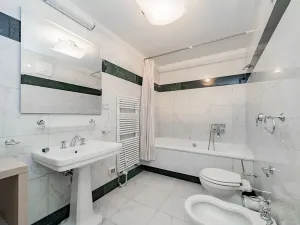 Pronájem bytu 5+1, Praha - Malá Strana, Újezd, 286 m2