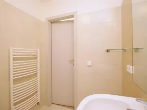 Pronájem kanceláře, Praha - Smíchov, Štefánikova, 63 m2