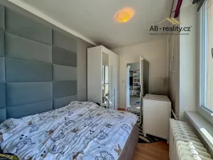 Prodej bytu 3+1, Teplice, Buzulucká, 60 m2