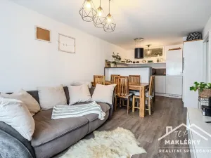 Prodej bytu 2+kk, Břežany II, 56 m2