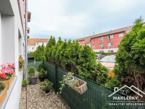 Prodej bytu 2+kk, Břežany II, 56 m2