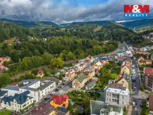 Pronájem rodinného domu, Tanvald - Šumburk nad Desnou, Krkonošská, 220 m2