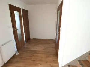 Pronájem rodinného domu, Holubice, 171 m2