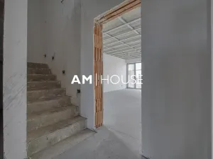 Prodej bytu 4+kk, Praha - Březiněves, Zvěřinových, 153 m2