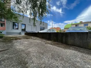 Prodej obchodního prostoru, Praha - Horní Počernice, Komárovská, 210 m2