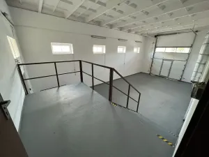 Prodej obchodního prostoru, Praha - Horní Počernice, Komárovská, 210 m2