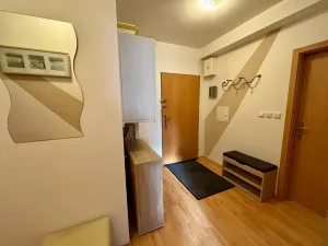 Pronájem bytu 2+kk, Praha - Libeň, Na stráži, 46 m2