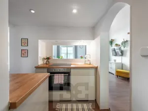 Pronájem bytu 3+kk, Praha - Nové Město, 71 m2