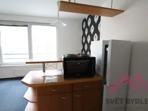 Pronájem bytu 1+kk, Praha - Vysočany, bratří Dohalských, 44 m2