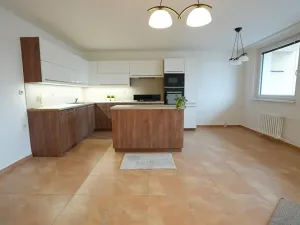 Pronájem bytu 3+kk, Beroun, Tovární, 71 m2