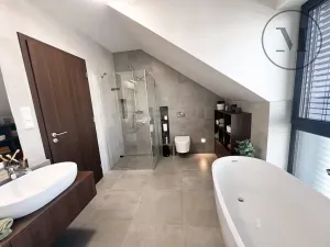 Prodej rodinného domu, Vráto, Na Pěšině, 142 m2