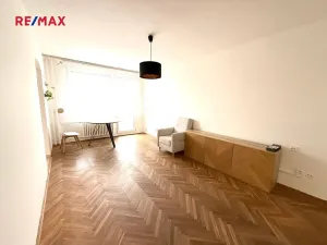 Pronájem bytu 3+1, Praha - Strašnice, Gutova, 67 m2