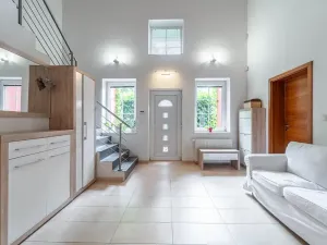 Prodej rodinného domu, Babice, Honzíkova, 389 m2