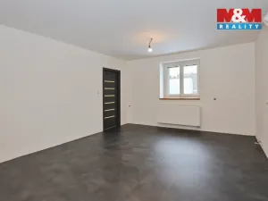 Pronájem obchodního prostoru, Hlinsko - Blatno, 84 m2