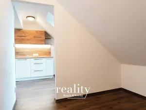 Prodej bytu 2+kk, Hrušovany nad Jevišovkou, Na Vršku, 57 m2