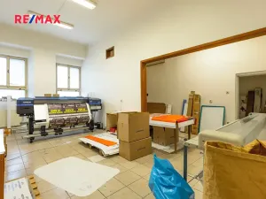 Prodej komerční nemovitosti, Dašice, náměstí T. G. Masaryka, 2490 m2