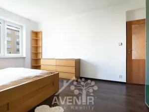 Pronájem bytu 2+kk, Praha - Libeň, Sokolovská, 50 m2
