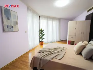 Pronájem bytu 4+kk, Praha - Žižkov, Ke kapslovně, 156 m2