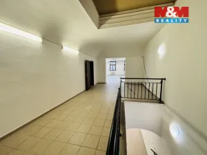 Pronájem obchodního prostoru, Jihlava, Masarykovo náměstí, 360 m2