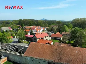 Prodej zemědělského objektu, Počedělice, 2500 m2