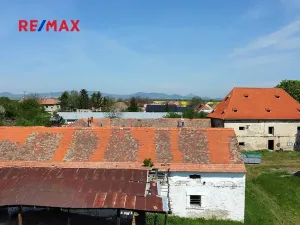 Prodej zemědělského objektu, Počedělice, 2500 m2