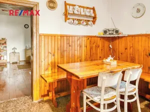 Prodej rodinného domu, Provodín, 290 m2