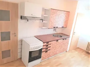 Pronájem bytu 2+1, České Budějovice, Pražská tř., 58 m2