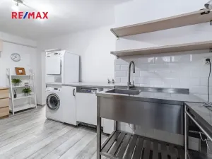 Prodej bytu 2+1, Praha - Karlín, Pernerova, 60 m2