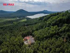 Prodej rodinného domu, Doksy, Pod Borným, 1700 m2