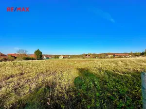 Prodej pozemku pro bydlení, Ostřetín, 5742 m2