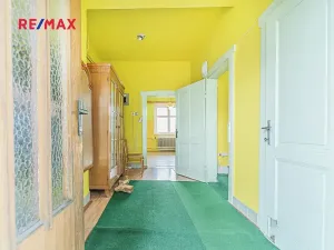 Prodej rodinného domu, Praha - Dolní Počernice, Listopadová, 302 m2