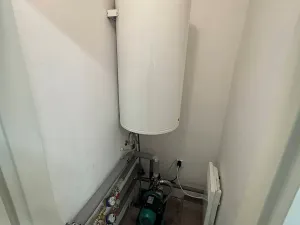 Pronájem skladu, Chýně, Družstevní, 600 m2