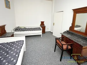 Prodej vícegeneračního domu, Nové Město pod Smrkem, Mírové náměstí, 466 m2