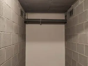 Pronájem skladu, Praha - Smíchov, Holečkova, 4 m2