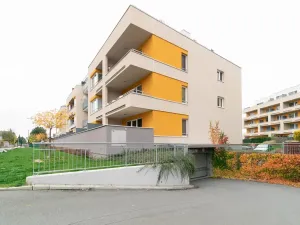 Pronájem garážového stání, Praha - Uhříněves, Losenická, 12 m2