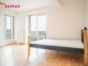 Prodej bytu 2+1, Hradec Králové, Svatojánská, 69 m2