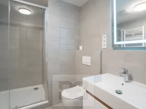 Pronájem bytu 2+kk, Praha - Hlubočepy, Fabiánové, 42 m2