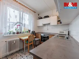 Prodej bytu 3+1, Hroznětín, Sídliště, 73 m2