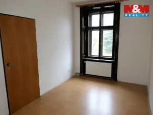 Pronájem bytu 2+1, Pilníkov, Náměstí, 45 m2