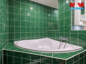 Prodej bytu 3+1, Kadaň, Golovinova, 66 m2