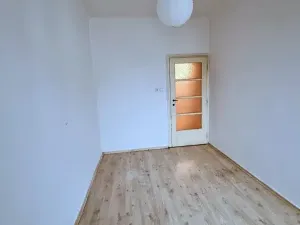 Prodej bytu 2+1, Jihlava, Husova, 47 m2