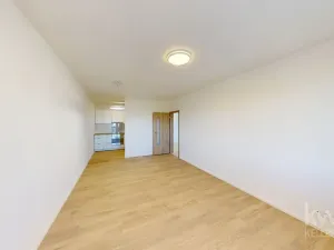 Pronájem bytu 3+kk, Praha - Modřany, Plevenská, 64 m2