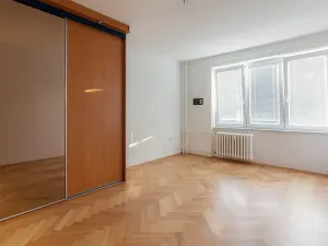 Prodej bytu 2+1, Praha - Záběhlice, Senohrabská, 53 m2