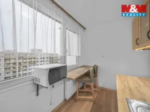 Pronájem bytu 2+1, Pardubice - Polabiny, Brožíkova, 55 m2