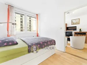 Prodej bytu 2+kk, Praha - Troja, Hnězdenská, 46 m2