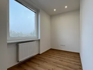 Prodej bytu 3+kk, Předhradí, 66 m2