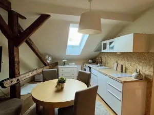 Pronájem bytu 2+kk, Kutná Hora, Husova, 53 m2