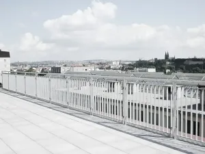 Pronájem bytu 1+kk, Praha - Smíchov, Křížová, 35 m2