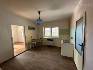 Prodej rodinného domu, Částkov, 600 m2