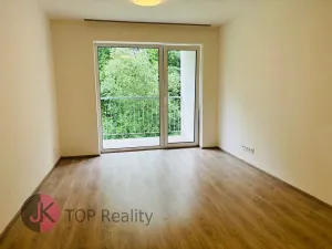 Pronájem bytu 2+kk, Velké Popovice, V parku, 59 m2